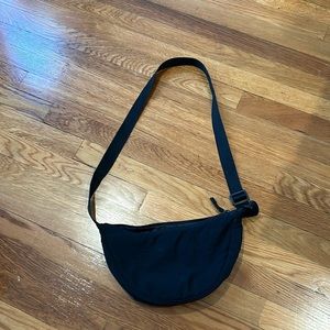 Round Mini Shoulder Bag UNIQLO